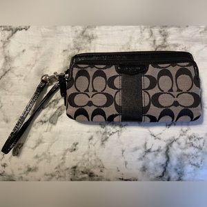 Coach Wrist wallet